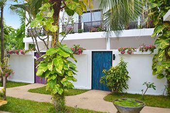 Elysia Boutique Hotel 3*